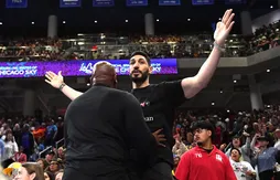 Enes Kanter crée la polémique et finit expulsé d’un match WNBA