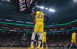Un Golden 1 Center enfumé a perturbé le match entre les Kings et les Lakers