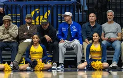 Seth et Stephen Curry très heureux pour leur père