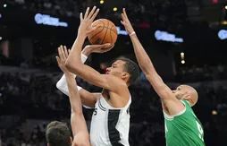 Victor Wembanyama prend feu pour repousser les Celtics