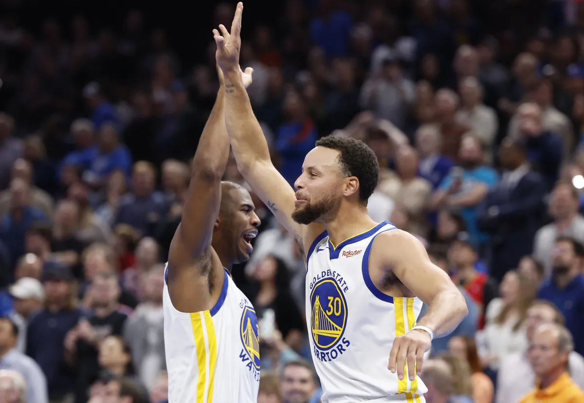 Stephen Curry et les Warriors battent le Thunder