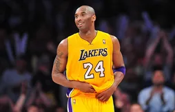 Le premier numéro 24 de Kobe Bryant vendu près de 900 000 dollars