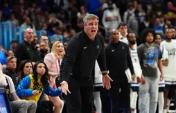Chris Finch derrière Micah Nori, une formule payante sur le banc des Wolves