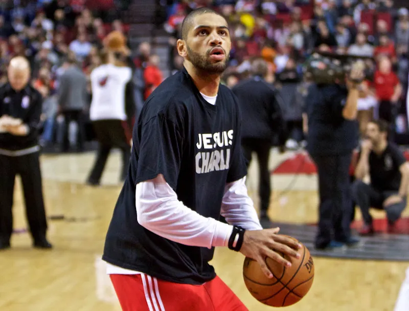 L'hommage de Nicolas Batum et Robin Lopez à Charlie Hebdo