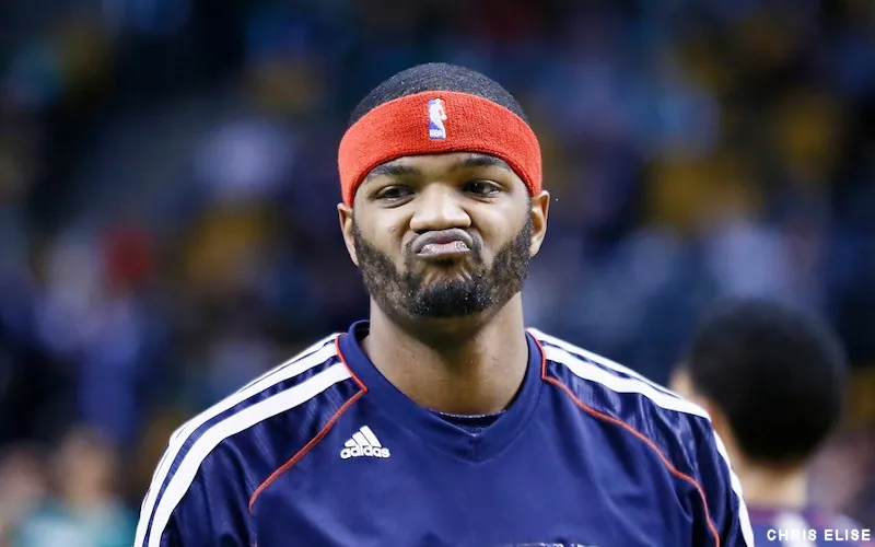 Les Pistons virent Josh Smith !