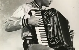 Tony Lavelli, le joueur qui a sauvé les Celtics avec son accordéon