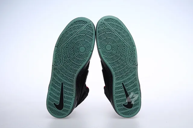 nike-kobe-9-nsw-lifestyle-year-of-the-horse-07