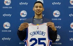 Pour Larry Brown, Ben Simmons n’est pas un meneur de jeu