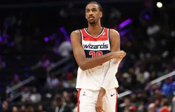 Très peu de mots mais beaucoup de travail pour Alex Sarr