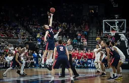 Au coeur de la folie de la March Madness : un samedi à Jacksonville