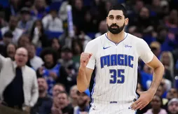 Goga Bitadze reste au Magic