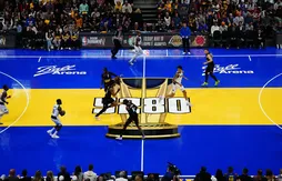 À Denver, la ligne à 3-pts était mal tracée !