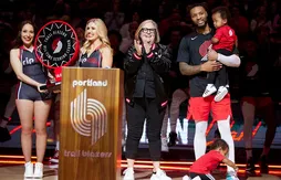Une statue de Damian Lillard devant le Moda Center ?