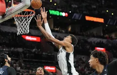 Premier succès pour Victor Wembanyama et Chris Paul avec les Spurs