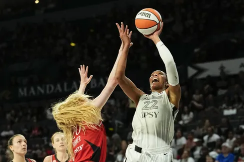 https://www.basketusa.com/thumbor/3R5tUl0XTP7moOmt1z0QKPeDNBI=/488x325/smart/filters:format(webp)/https%3A%2F%2Fmedia.basketusa.com%2Fmain%2F2026%2F07%2FUSATSI_29469233_168380191_lowres1.jpg