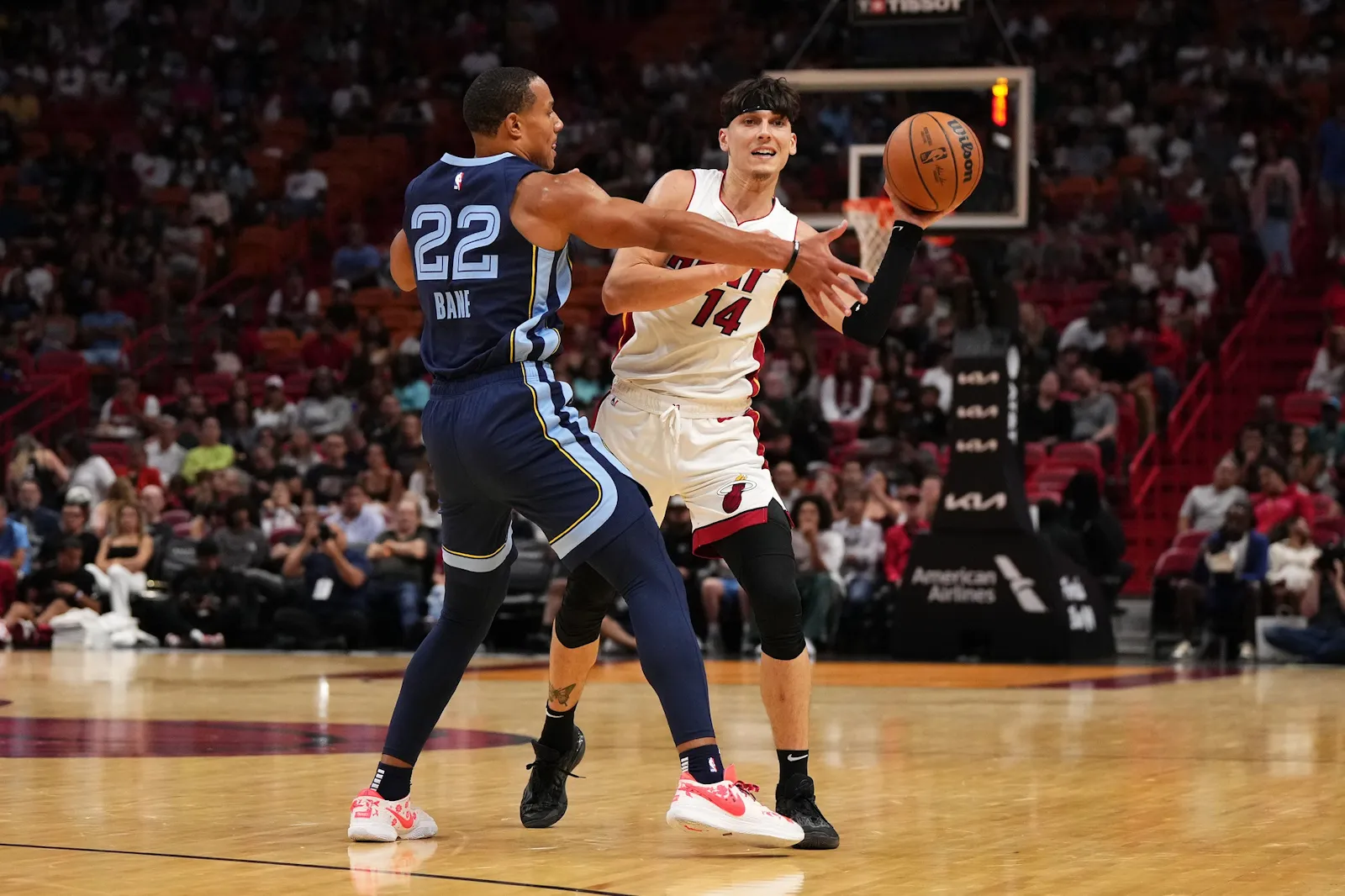 NBA - Revanchard cette saison, Tyler Herro cumule 30 points et 6 passes dans la victoire du Heat face aux Grizzlies.