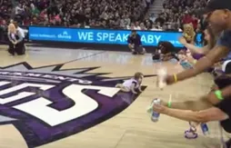 Le Zapping basket – Une course de bébés sur un parquet NBA