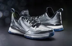 Adidas met la Lillard 1 aux pieds de ses lycéens
