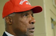 Julius Erving hospitalisé après s’être senti mal pendant le match des Sixers