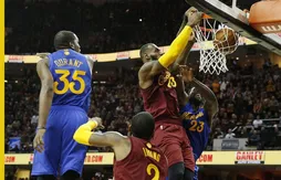 Zapping – Les plus belles actions de LeBron James cette saison