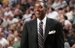Isiah Thomas fait du pied aux Pistons