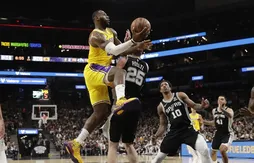 LeBron James trop fort pour les Spurs