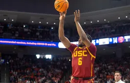 Bronny James brille dans la défaite