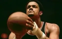 Portland rend hommage à Maurice Lucas