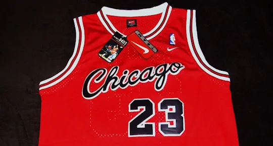 michael-jordan-maillot-23