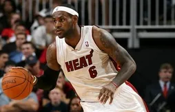 Miami domine le Thunder avec 45 points du duo James-Bosh