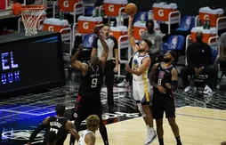 Frustré, Stephen Curry a évacué sa colère