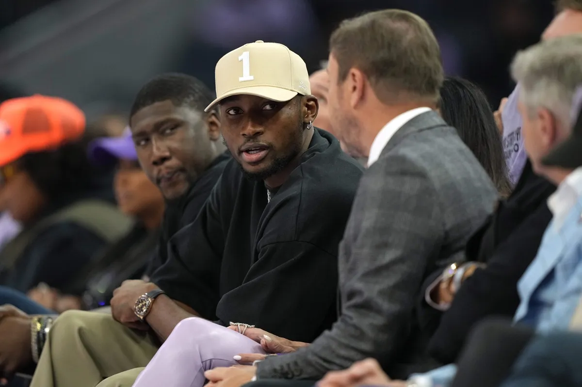 Jonathan Kuminga et Joe Lacob