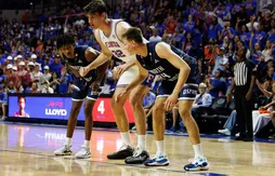 Olivier Rioux (2m36) dans l’histoire du basket américain !