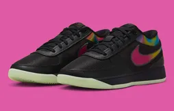 La Nike Book 1 “Iridescent” a tout pour briller