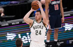Pat Connaughton prend du galon