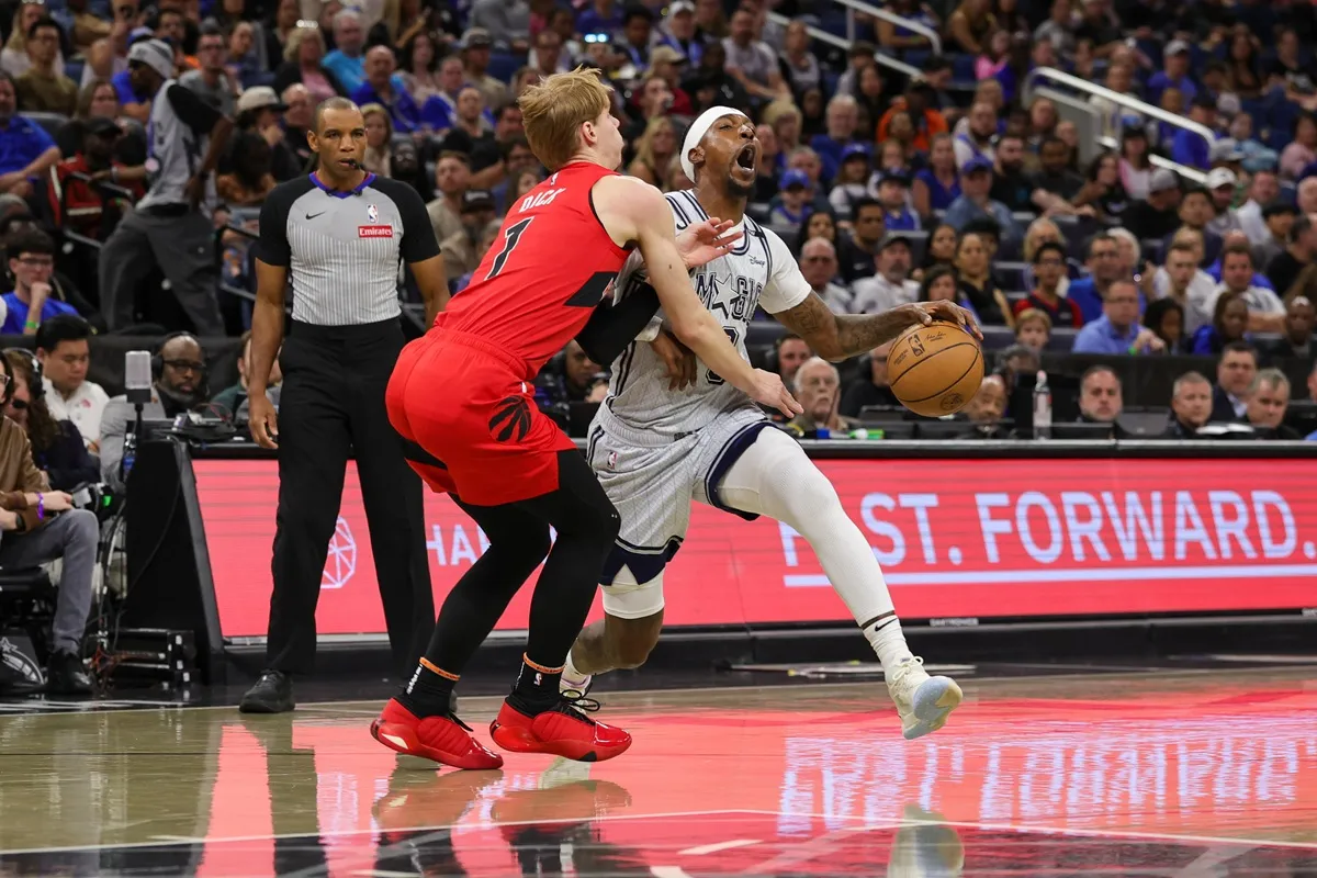 Kentavious Caldwell-Pope (Magic) contre les Raptors