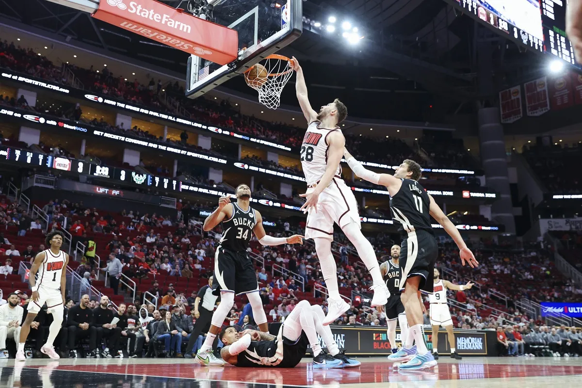 Alperen Sengun (Rockets) contre les Bucks