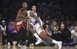 Sous les yeux de Kobe Bryant, LeBron James découpe à son tour les Hawks