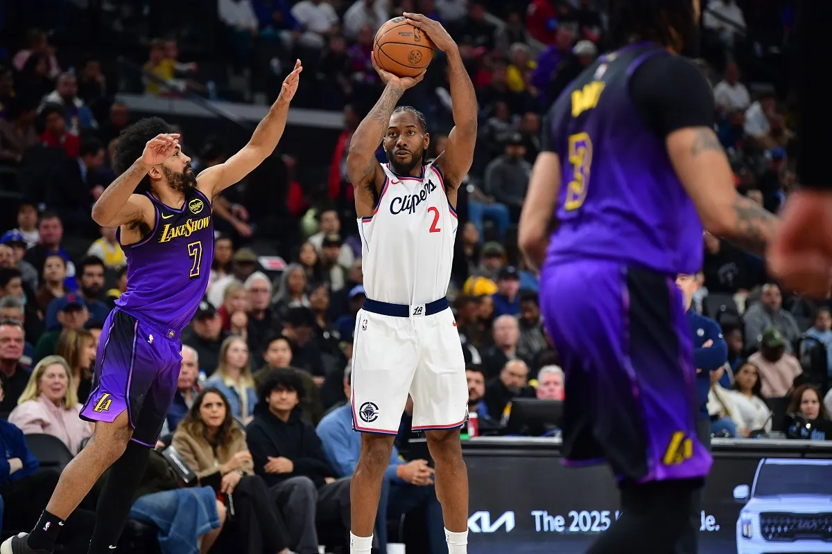 Kawhi Leonard (Clippers) contre les Lakers