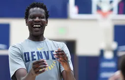 Denver : Bol Bol en vedette de la soirée des grandes premières