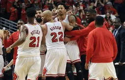 Derrick Rose terrasse les Cavaliers sur un tir assassin au buzzer !