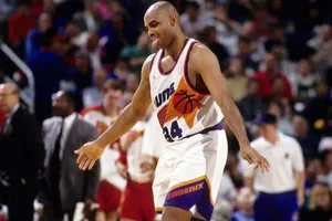 Le 20 mai 1993, Charles Barkley envoie David Robinson et les Spurs en vacances
