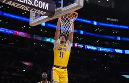 Jaxson Hayes reste aussi chez les Lakers