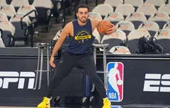 Tyus Jones reste à Denver