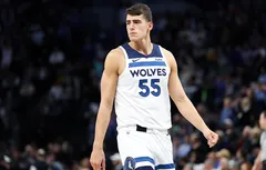 Luka Garza prolonge pour deux ans aux Wolves