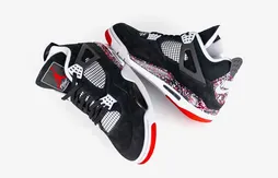 Une Air Jordan 4 OVO en préparation