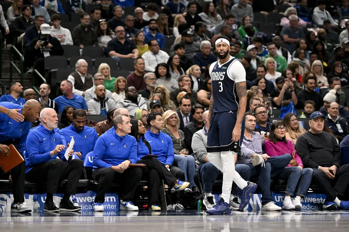 Anthony Davis et les Mavericks