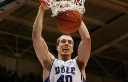 Les Knicks signent Marshall Plumlee pour trois ans