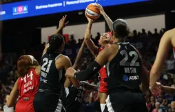 Shakira Austin mystifie les Aces dans les dernières secondes