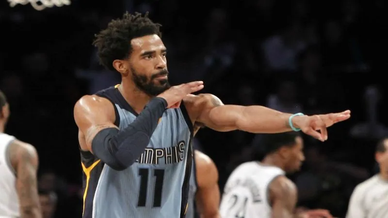 4e victoire en cinq matches des Grizzlies qui se rapprochent de la 4e place, synonyme d'avantage du terrain au premier tour des playoffs.